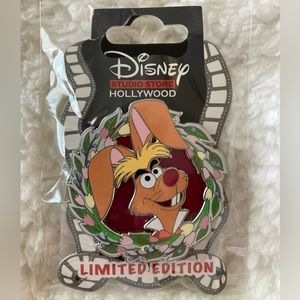 Disney DSSH Disney Studio Store Hollywood Spring Wreath March Hare Pin 2023